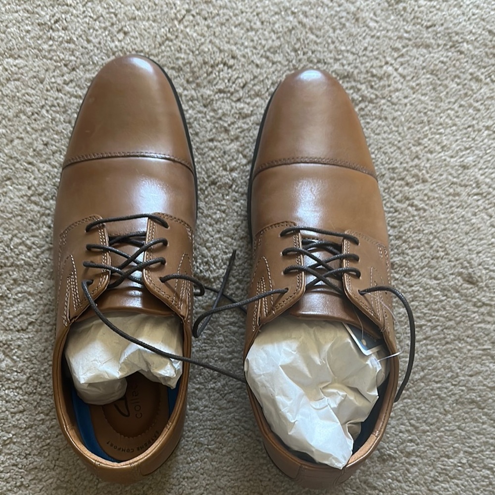 Clark’s Men's Tan Leather Shoes